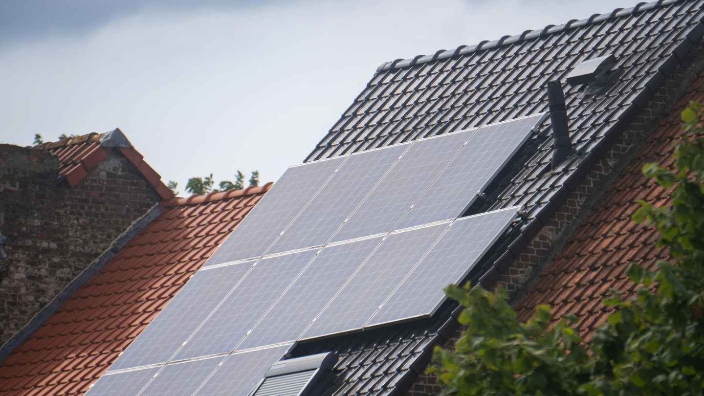 Pourquoi l’énergie solaire séduit de plus en plus de propriétaires à Madagascar ?